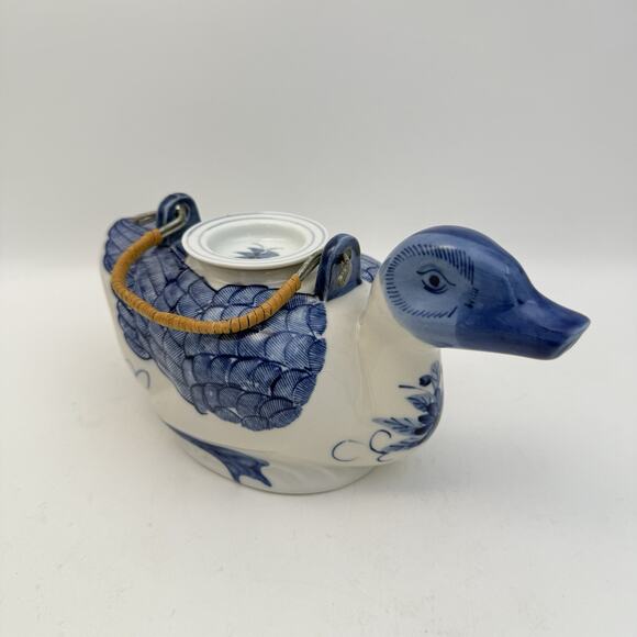 Unbranded Other - VTG Hand Painted Chinoiserie Tea Pot Duck Shaped Blue White Handle Porcelain
